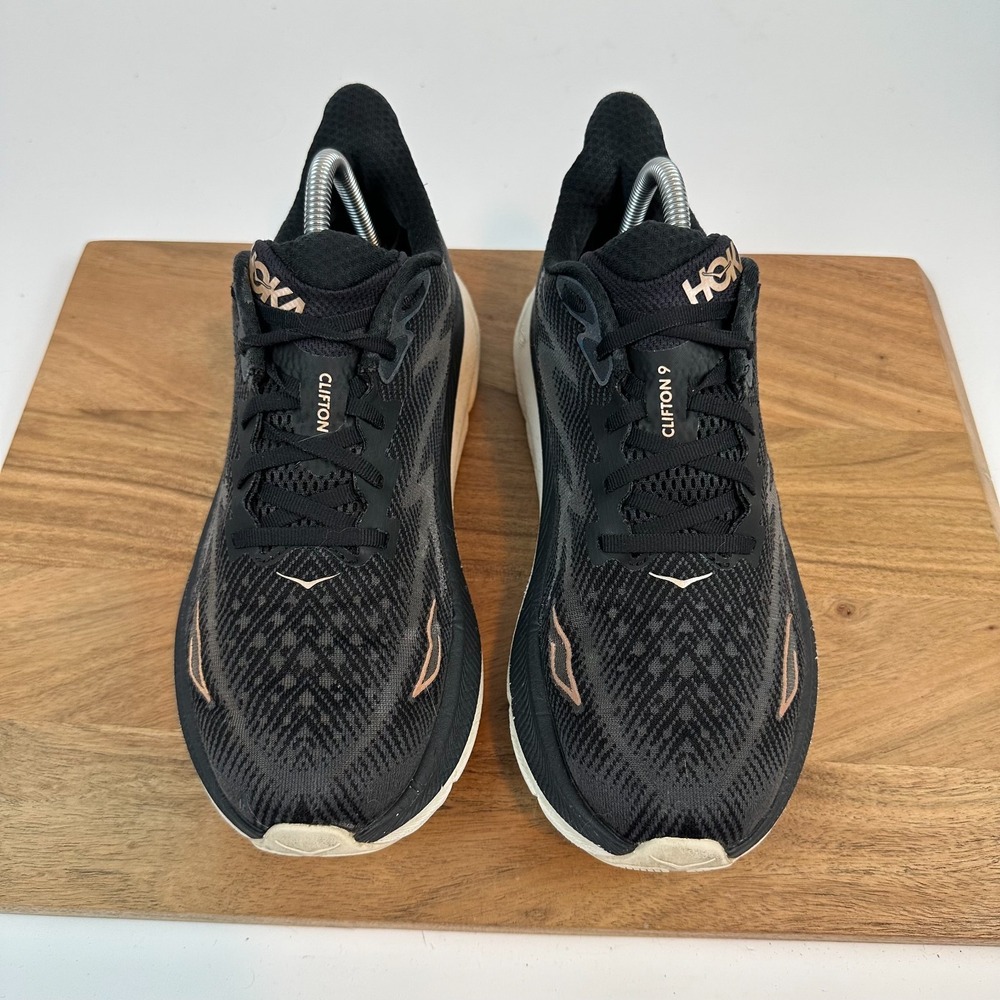 Hoka One One Womens Clifton 9 Running Shoes Size 9.5 B Black Sneakers‎ Shoes GUC - Picture 4 of 9